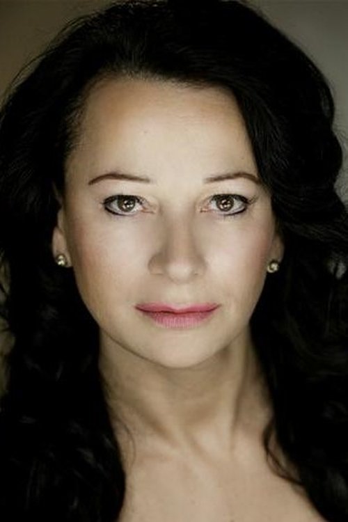 Basienka Blake as Jackie