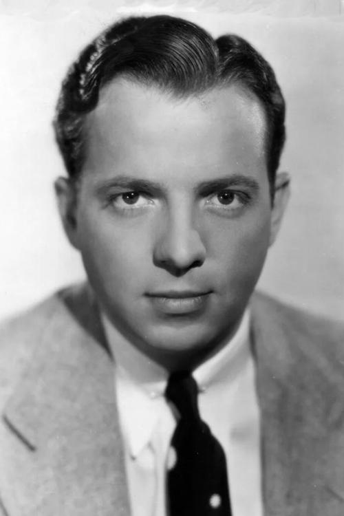 Gregory Gaye as Count Raul Du Rienne