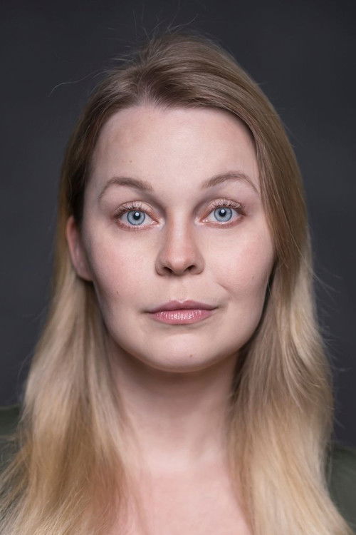 Johanna Korhonen as Minna