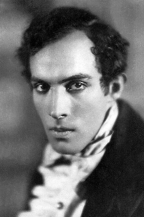 Pierre Batcheff as Hoche (archive footage)