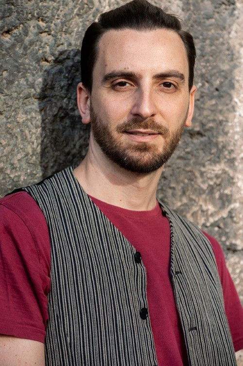 Gianni Spezzano as Raffaele