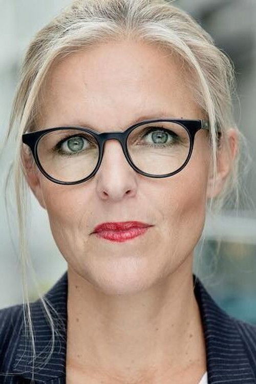 Trine Maria Ilsøe as 