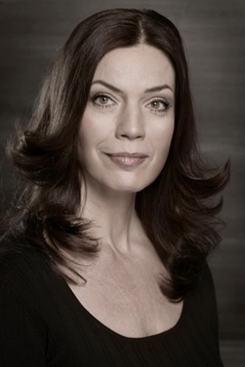 Viire Valdma as Kärt