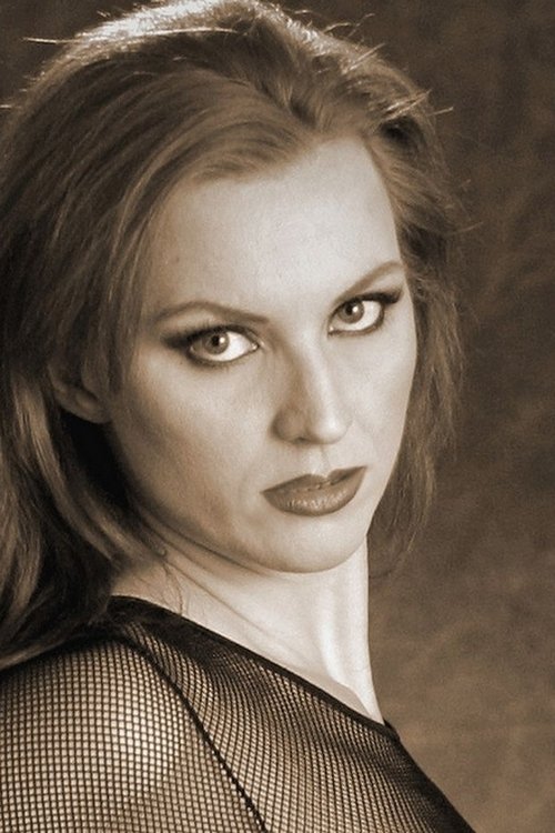 Kelly Steele as Show 2 Couple 2 Female