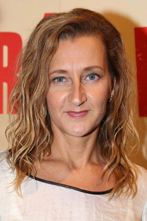 Daniela Drtinová as novinářka