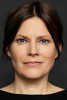 Noemi Besedes as Waitress