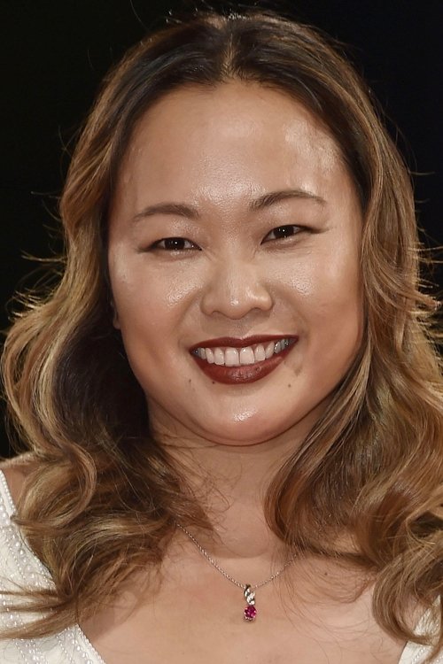 Angeles Woo as Policewoman