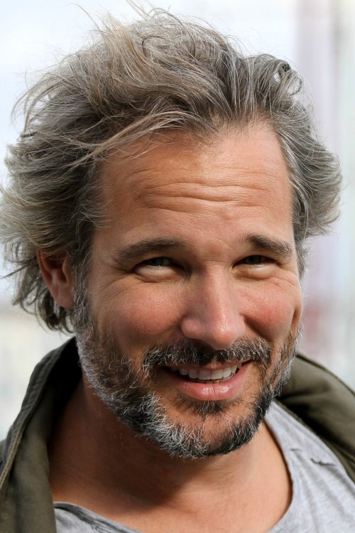 Fabrice Deville as Christophe