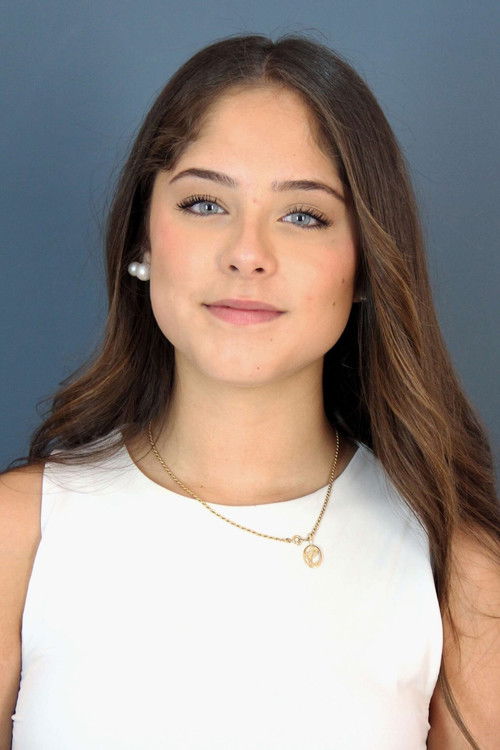 Carla Soto as Hija 1 Víctor