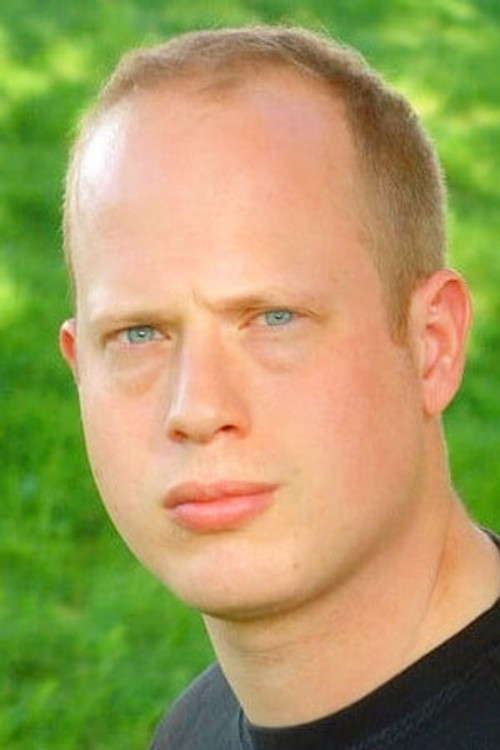 Rhett Willman as Ian Smith