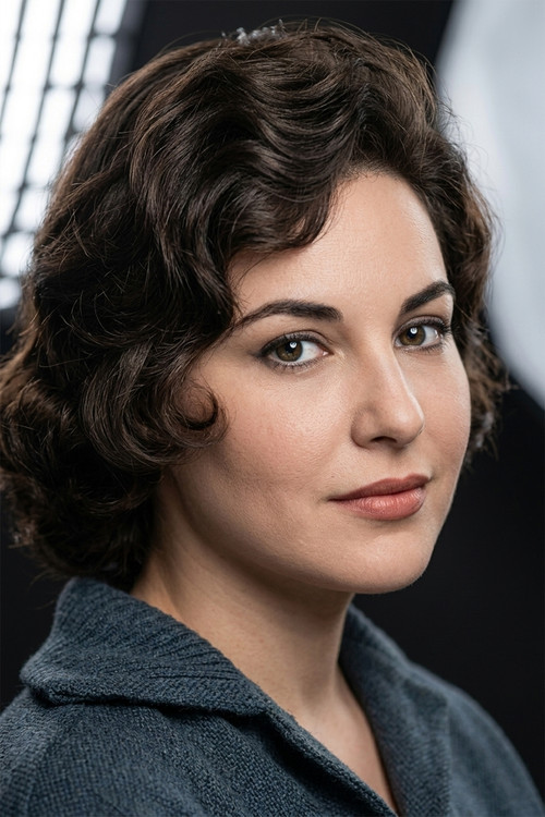 Uğur Başaran as Fadime