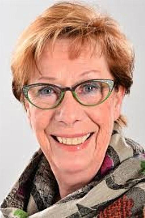 Nicole Shirer as Liliane Petresco