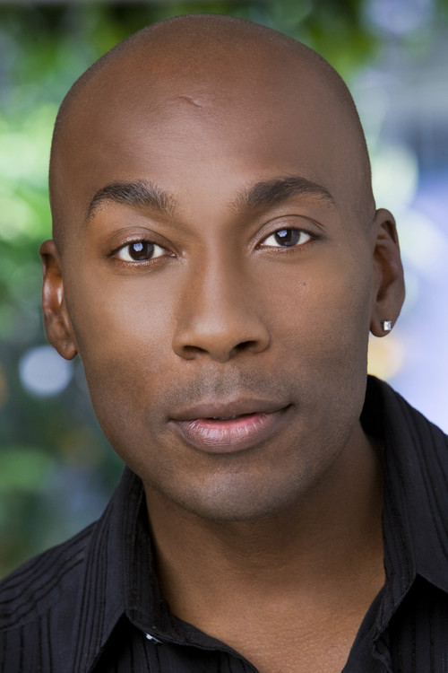 Carlton Wilborn as Eddie