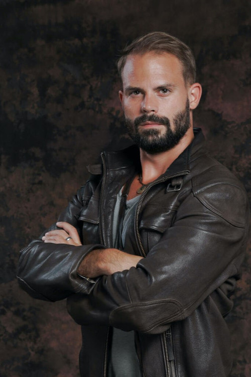 Renaud Jesionek as Le Cap'taine