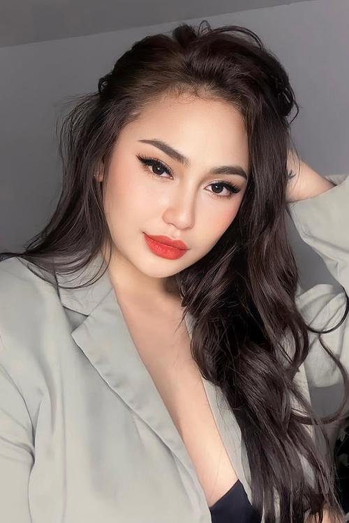 Zia Zamora as Cheena