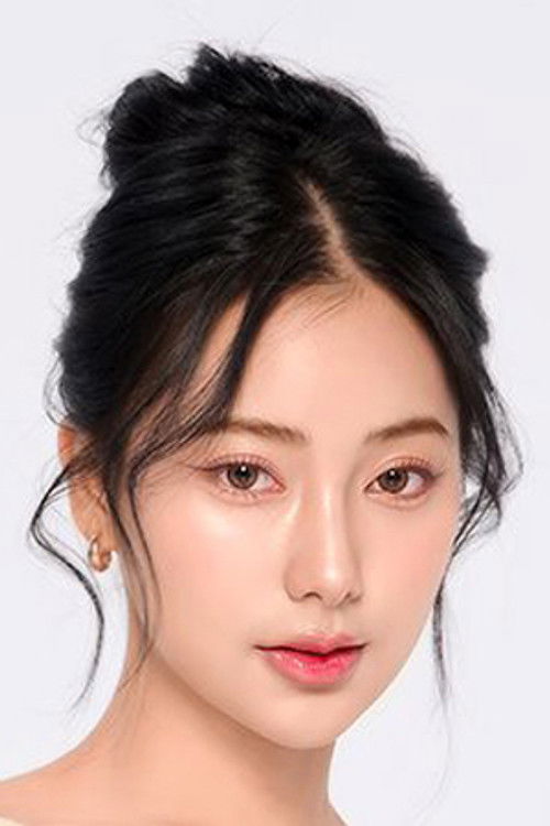 Bebell Patthanarat Ketkaew as Son