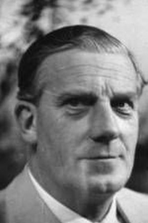 Harold Warrender as Clive