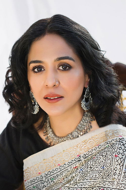 Yasra Rizvi as Haseena