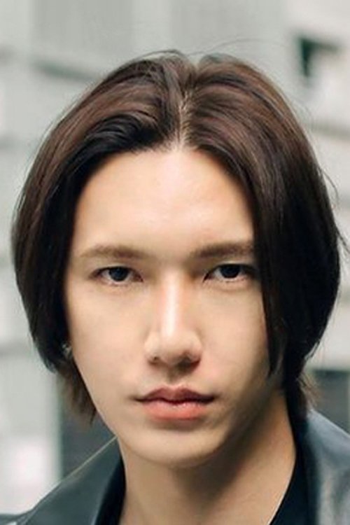 Charupob Ruangsuwan as Kenji