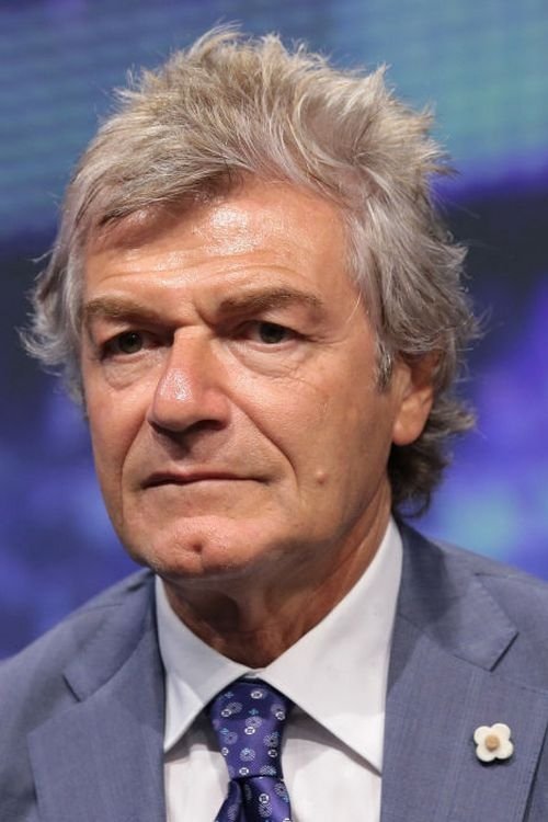 Giancarlo Antognoni as Self