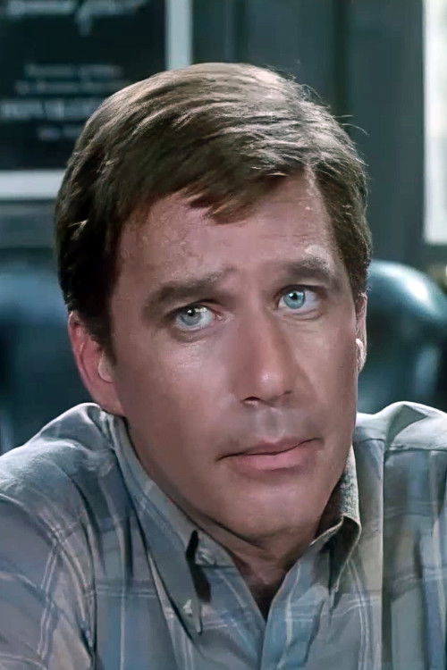 Lorin Dreyfuss as Norm