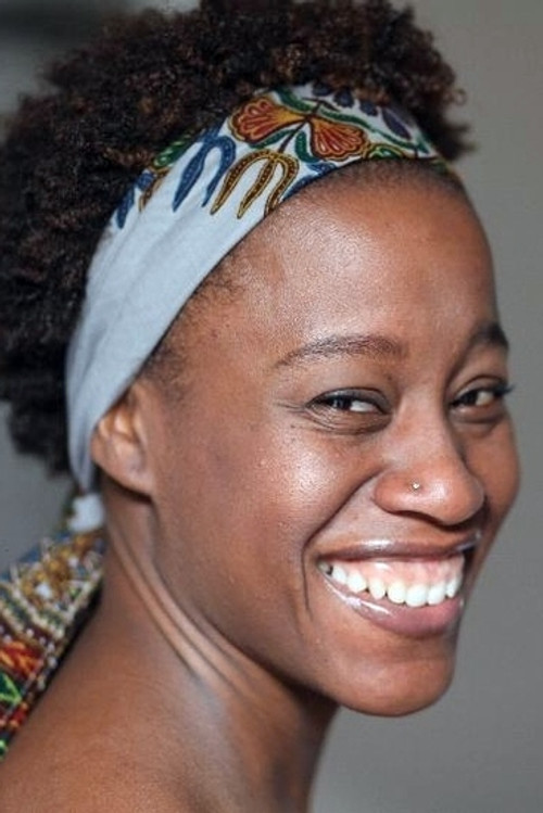 Néva Kehouane as France-Lise