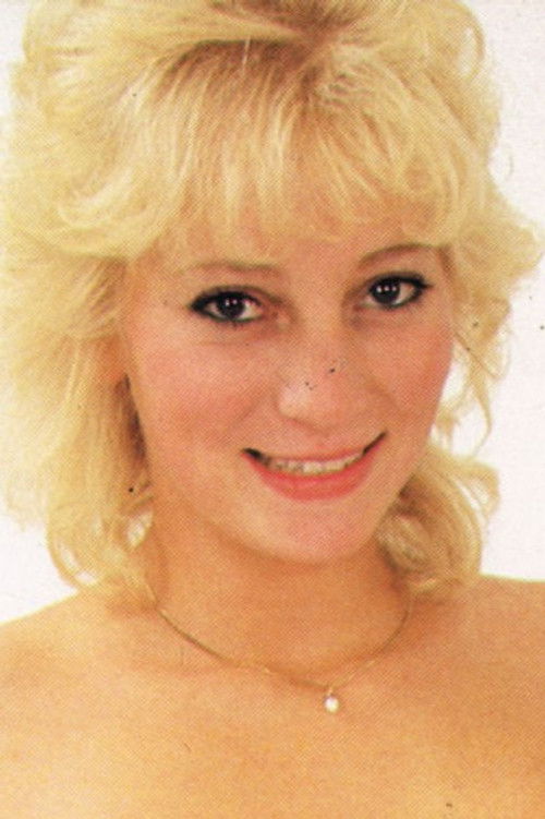 Marianne Wäckerle as Woman in Pool