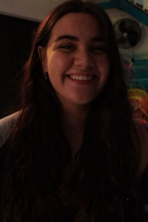 Caroline Daminelli as Figurante 7