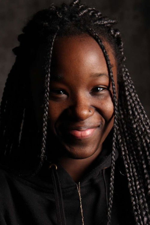 Mandipa Kabanda as Tracey