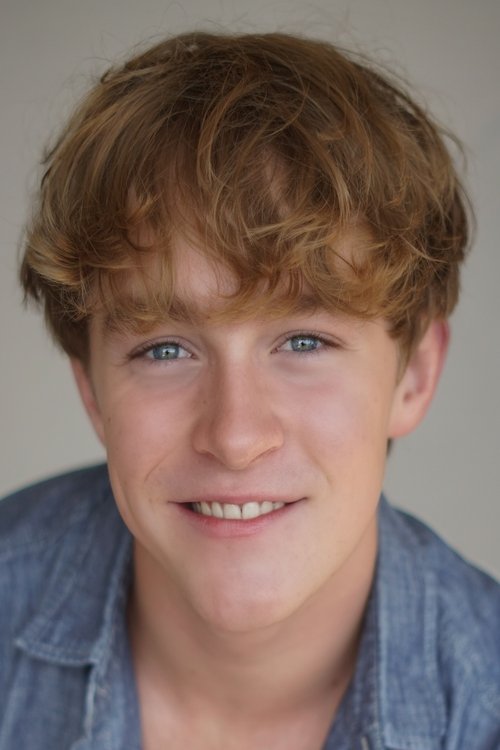 Dexter Bolduc as New Kid