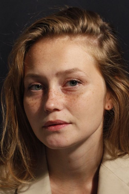 Sofija Zobina as Alex Sokolov