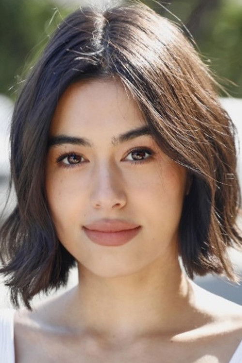 Jade Bender as Jessie