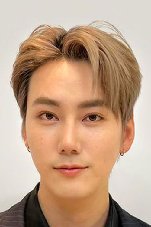 Cheang Worachat Thamrongvarangkul as Ohm (segment "Non-verbal")