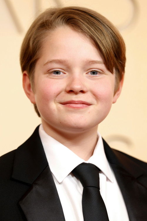 Jacobi Jupe as Noah