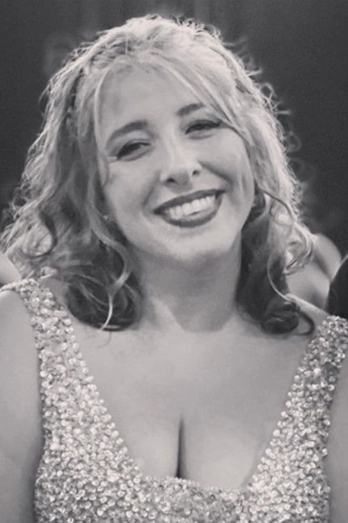 Sabrina Paterno as Annina