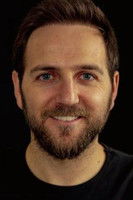 Sabri Memi as Taksici