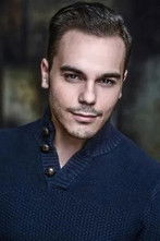 Nicholas Combitsis as Richard Nixon