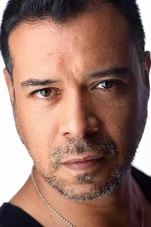 David Anzuelo as Pablo Martinez