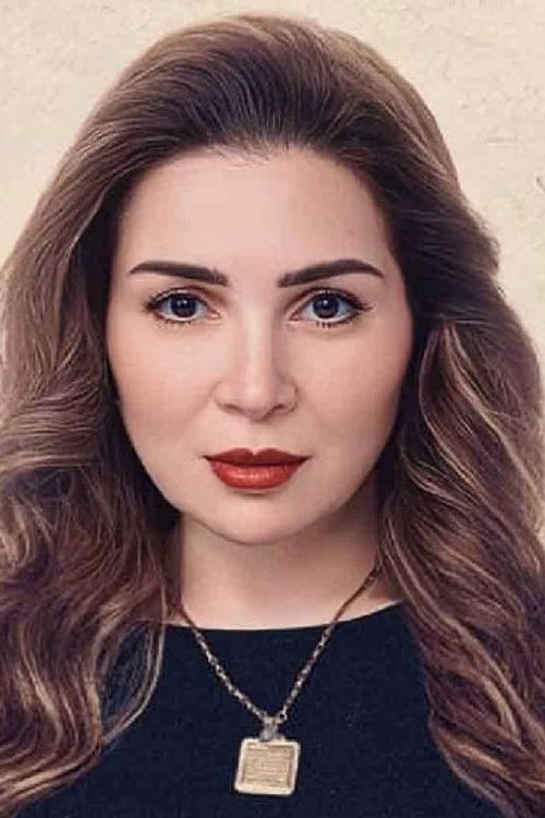 Mai Ezz ElDein as عبير