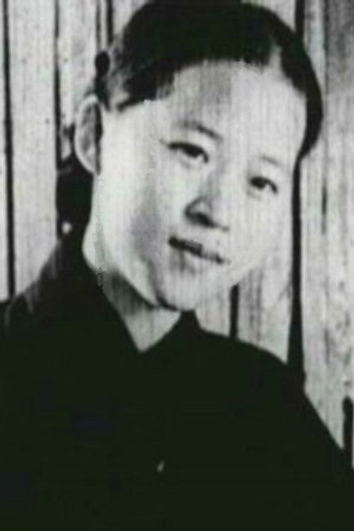 Lee Young-ae as Yang-chun Choi, teacher