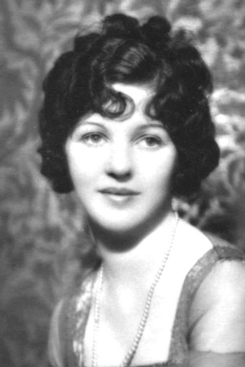 Margaret Shelby as Billie