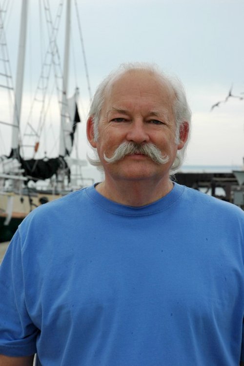 John Hanson as Bruce