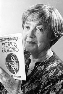 María Elena Walsh as Material de archivo fotográfico