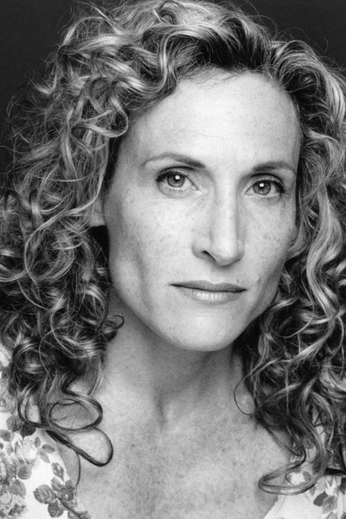 Sarit Wilson Chen as Um Nasser