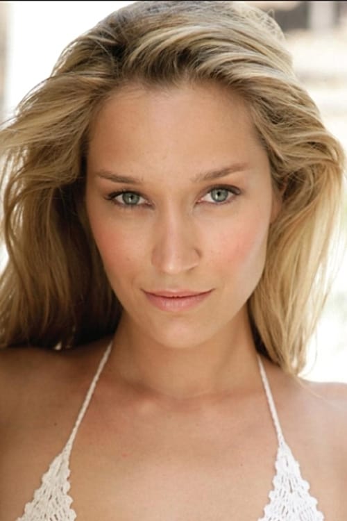 Brooke Johnston as Beth Carpenter