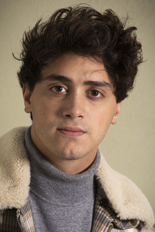 Antonio Cipriano as Max