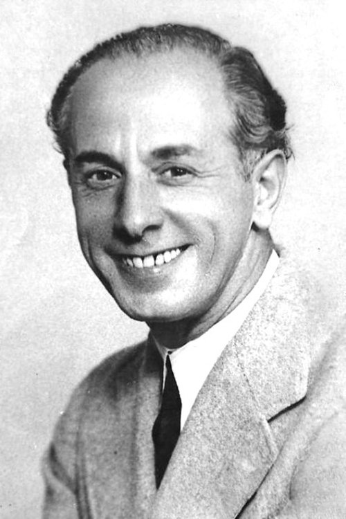 Jesús Tordesillas as Padre Prior