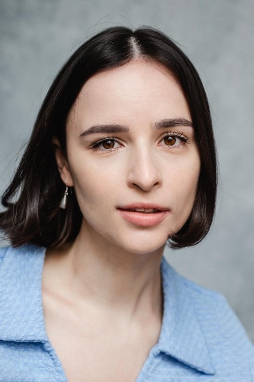 Ronja Haugholt as Veronika