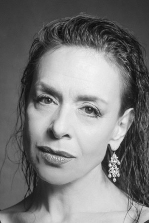 Doris Šarić-Kukuljica as Ana