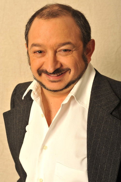 Orfeo Orlando as Mercante